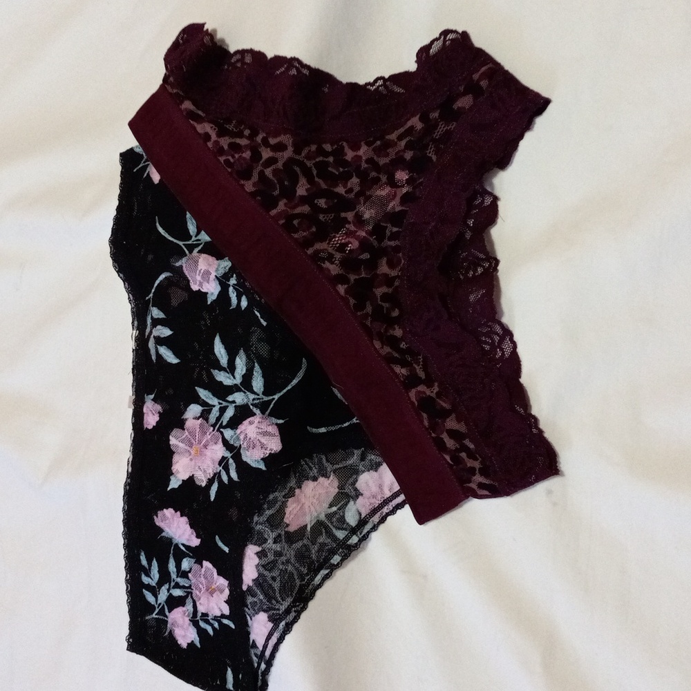 2 Pair of Lace VS/ PINK Panties